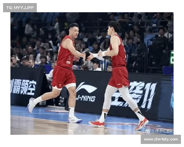 北京首钢篮球:京城硬朗防守风采与荣耀的象征 北京首钢篮球:京城硬朗防守风采与荣耀的象征